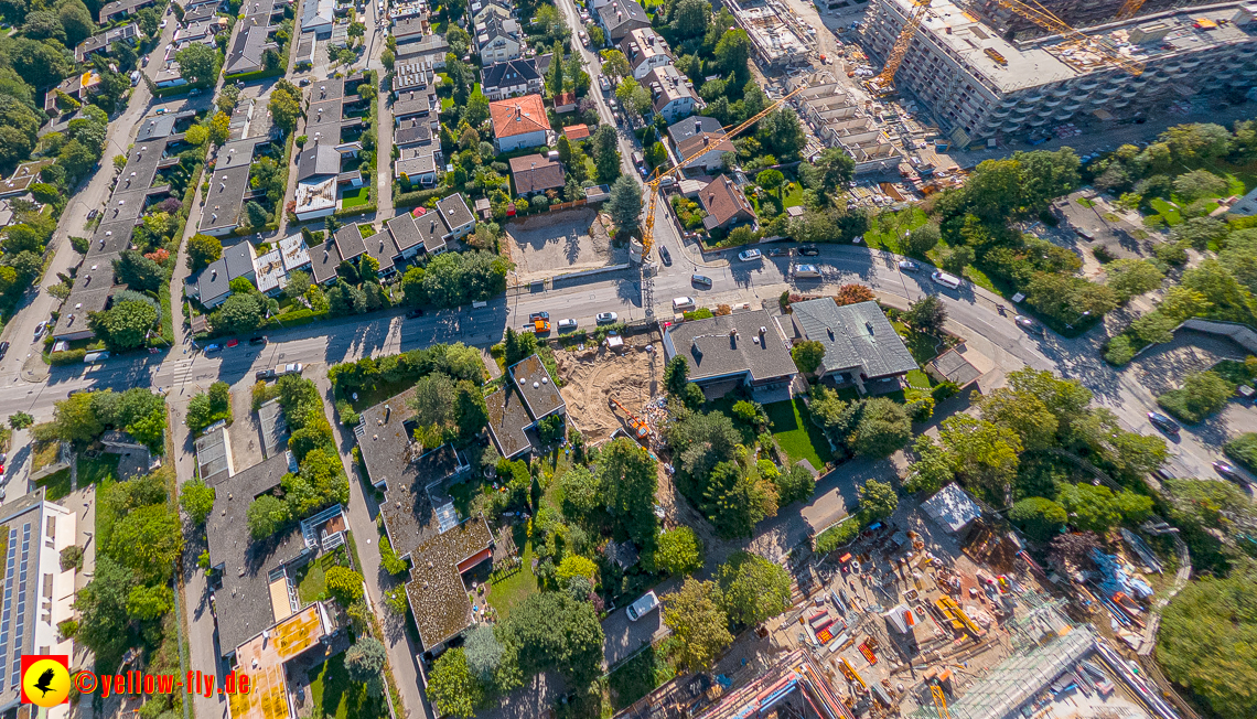 02.09.2022 - Baustelle Grundschule am Karl-Marx-Ring und Villa in der Niederalmstraße 16 in Neuperlach